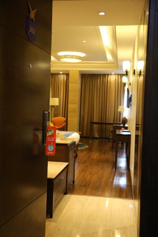 Oyo Premium Panchkula Sector 5 Hotel ห้อง รูปภาพ